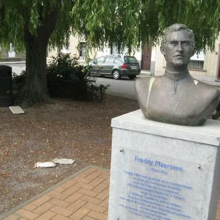 De Zunneblomme شقة